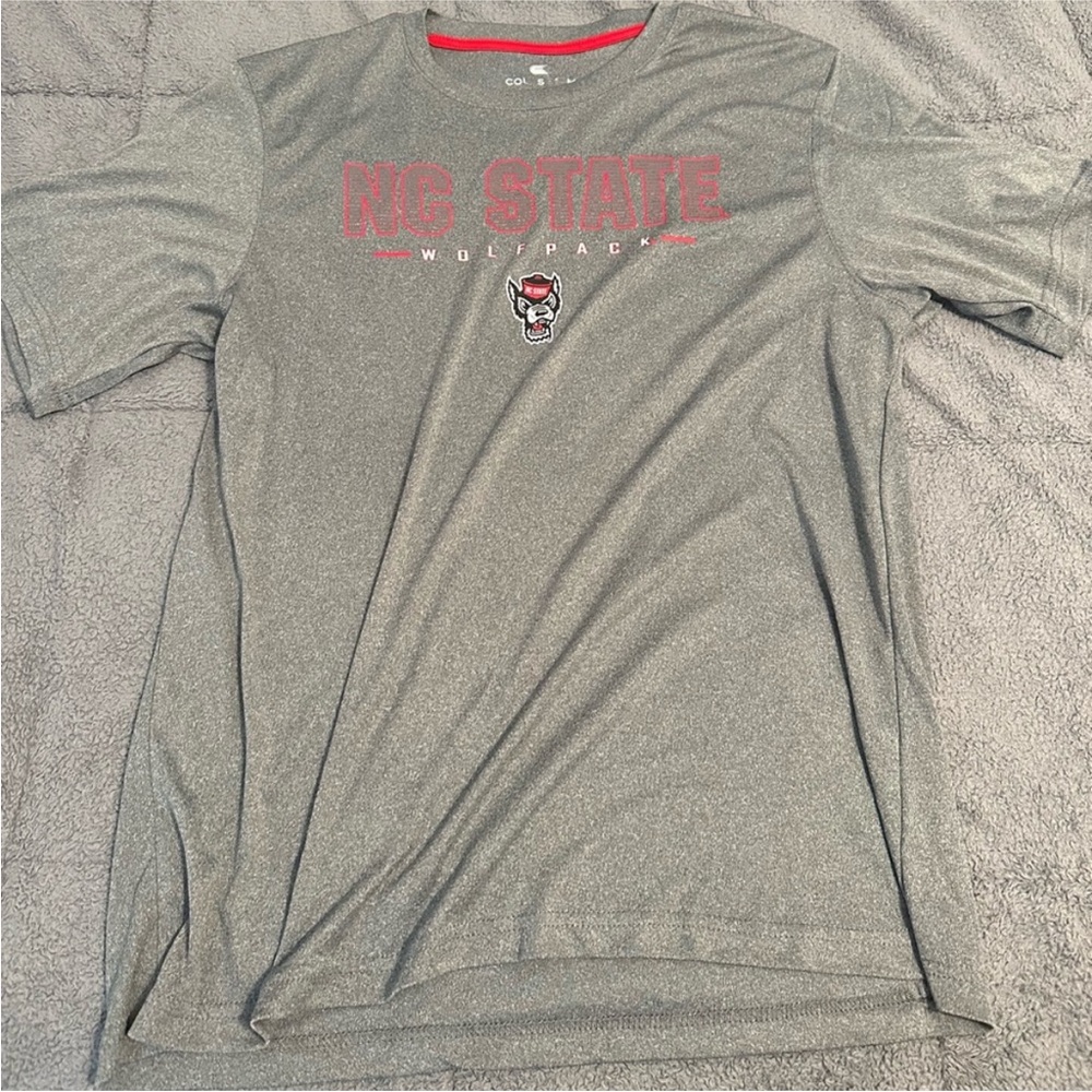 No State Wolfpack Fanatics Colosseum T-shirt